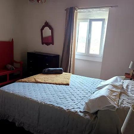 Um Da Casa Do Monte Adega * Água de Alto