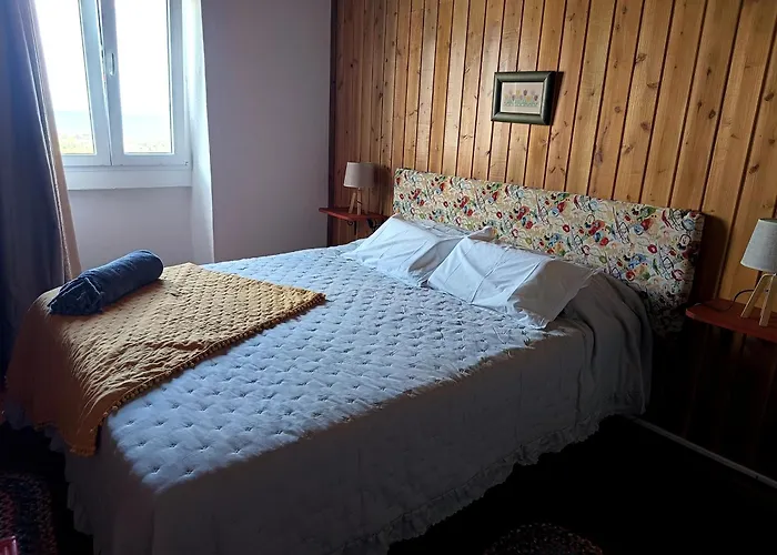 Um Da Casa Do Monte Adega