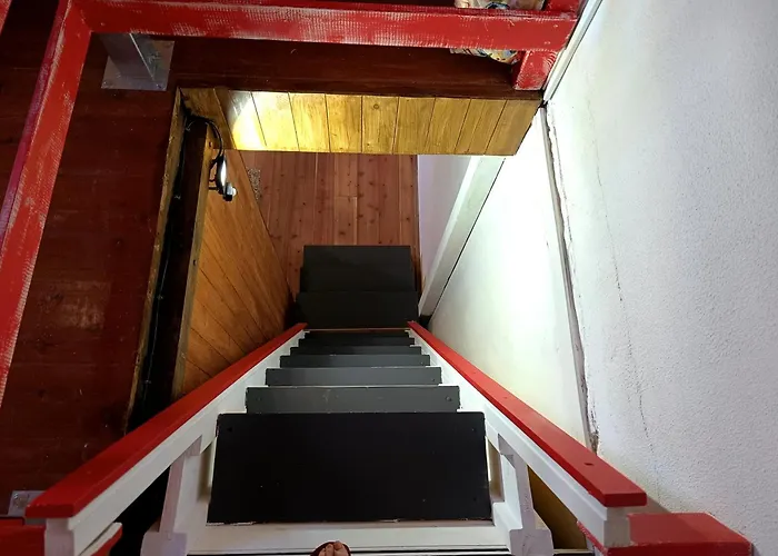 Um Da Casa Do Monte Adega * Água de Alto